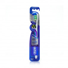Oral-B Tooth Brush Pro-Expert Extra Clean Medium
